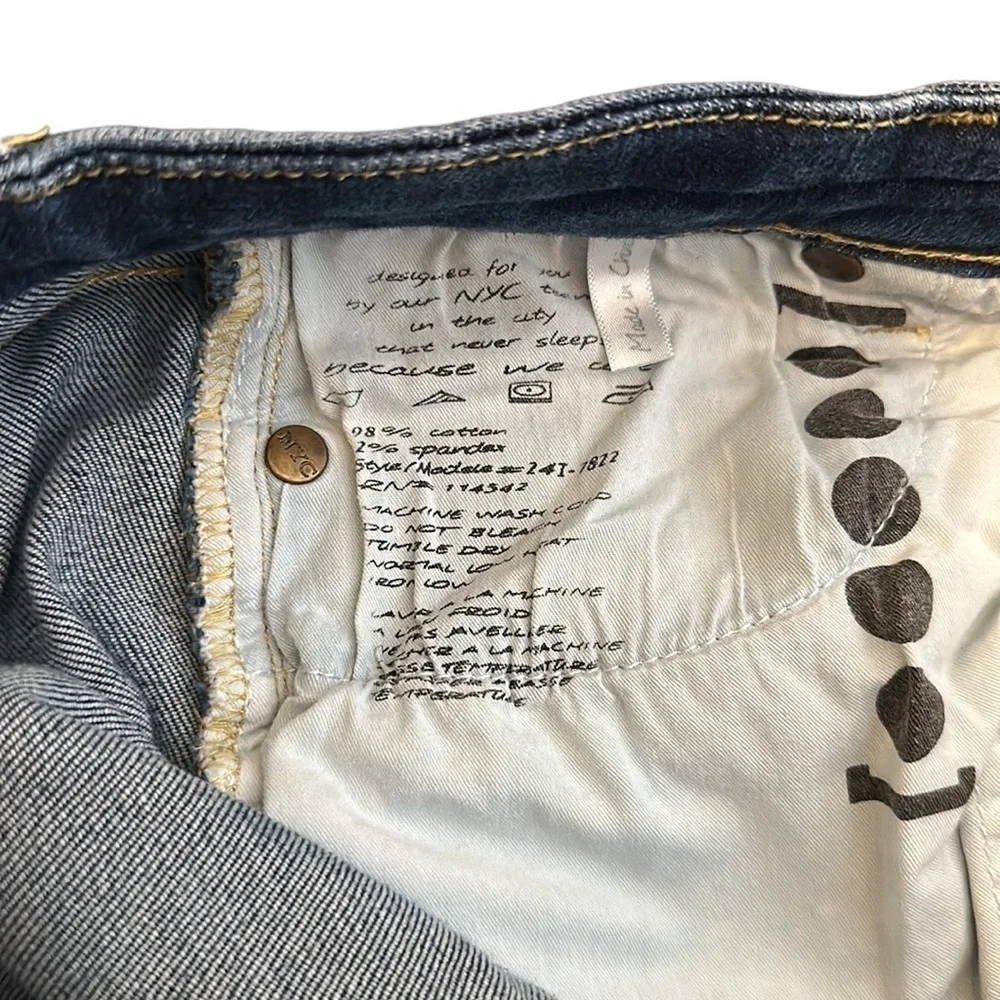 Blank NYC Women’s Frayed Hem Above The‎ Knee Denim Shorts Size 25